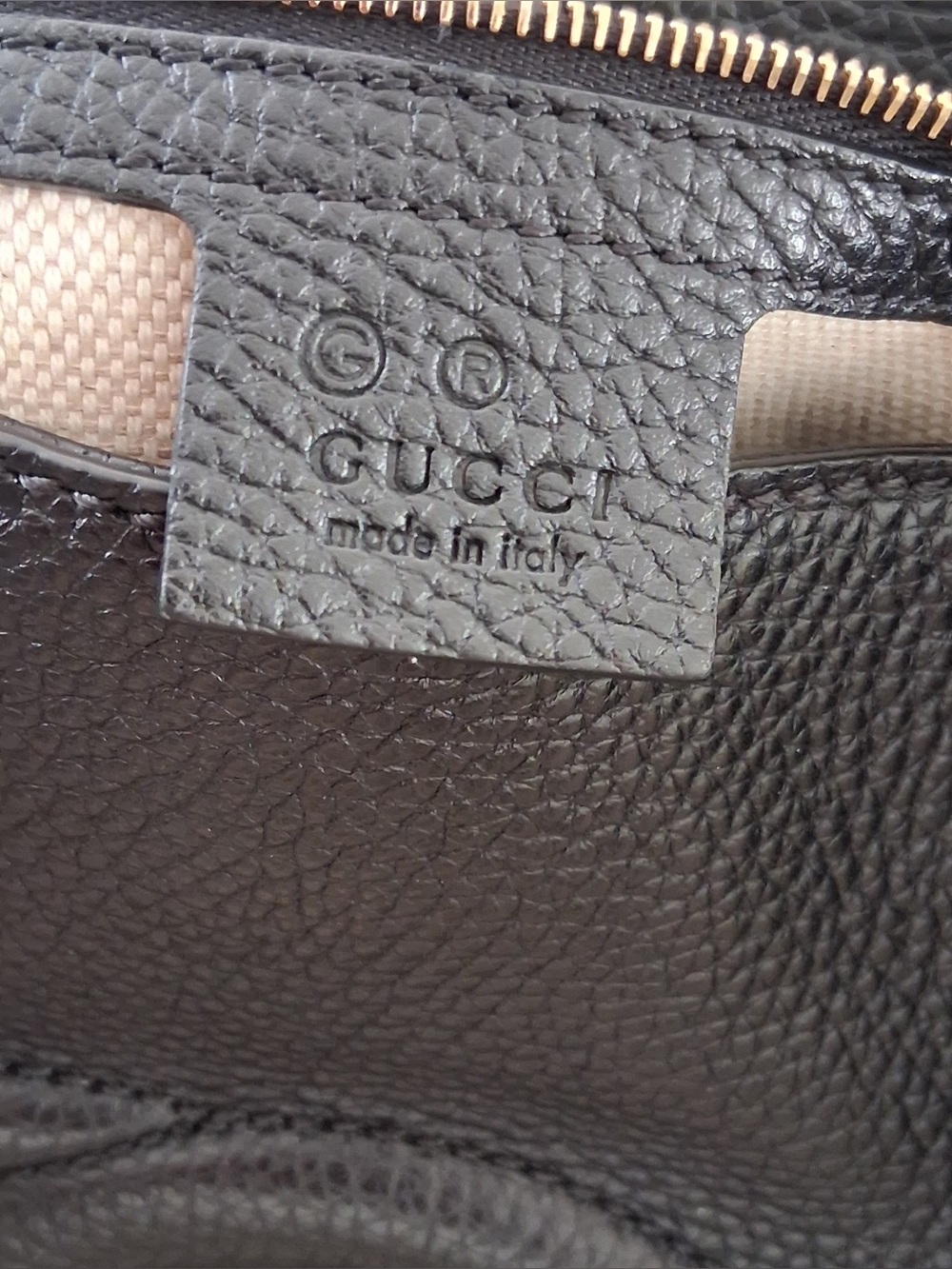 Gucci Soho Leather Shoulder Bag with Gold Chain - Picture 11 of 15